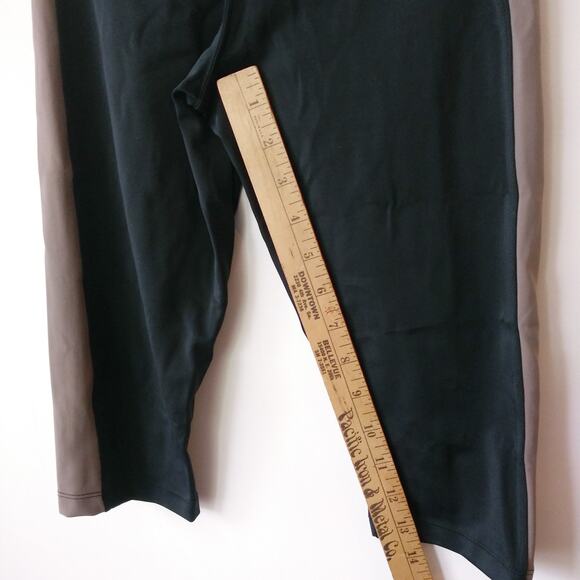 Olympia Zeus Crop Leggings Womens XS Black Taupe Activewear Workout Gym Train - Picture 12 of 12